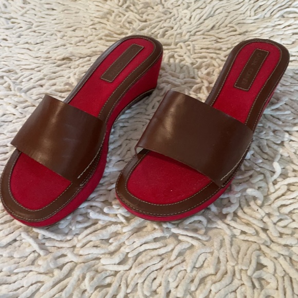 Sandals - Picture 2 of 5